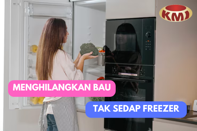 Tips Ampuh Membersihkan Freezer dan Mencegah Bau Tak Sedap Kembali